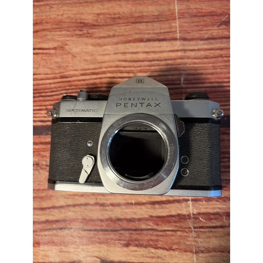 Honeywell Pentax Spotmatic 35mm SLR Camera Body ONLY - Parts/Repair